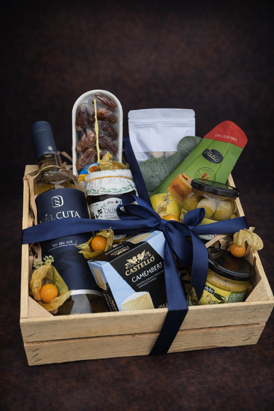 Gift box cu vin și delicii  delligiftshop.md