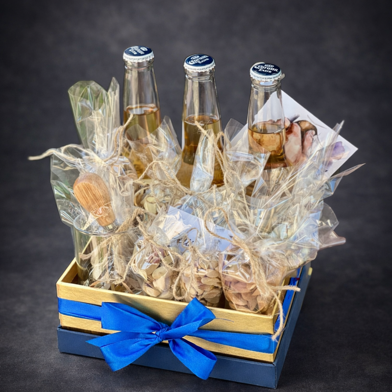 Gift box cu vin și delicii  delligiftshop.md