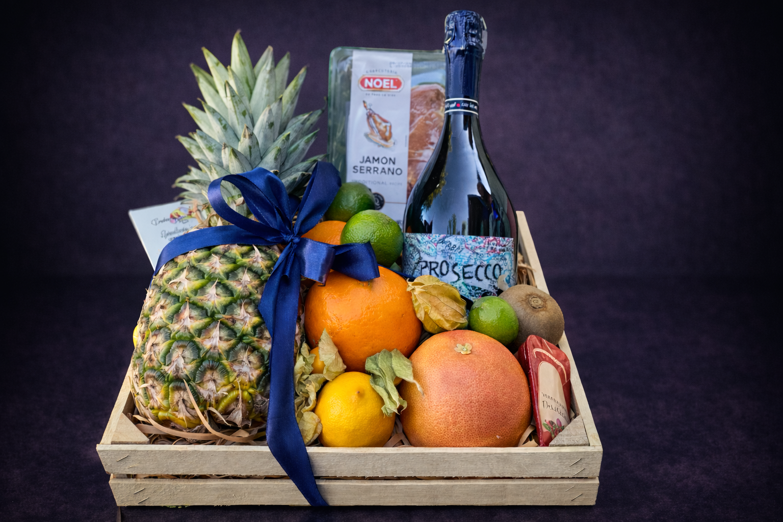 Gift box cu vin și delicii  delligiftshop.md