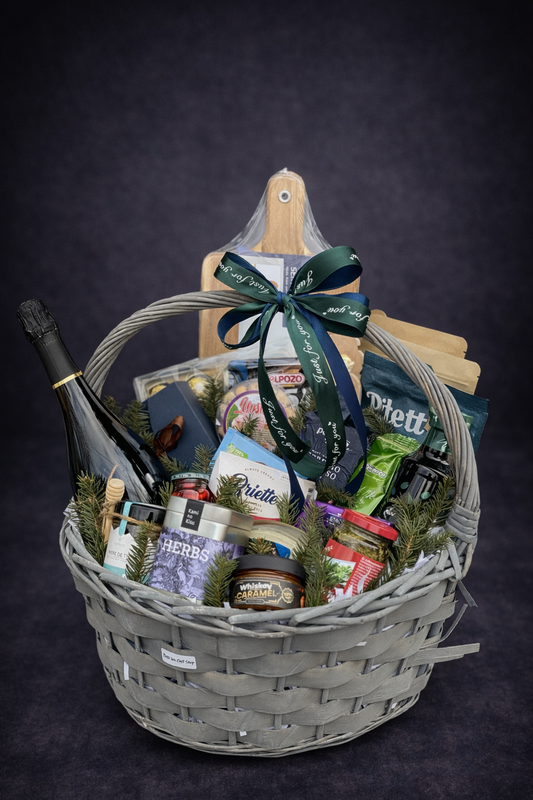 Gift box cu vin și delicii  delligiftshop.md