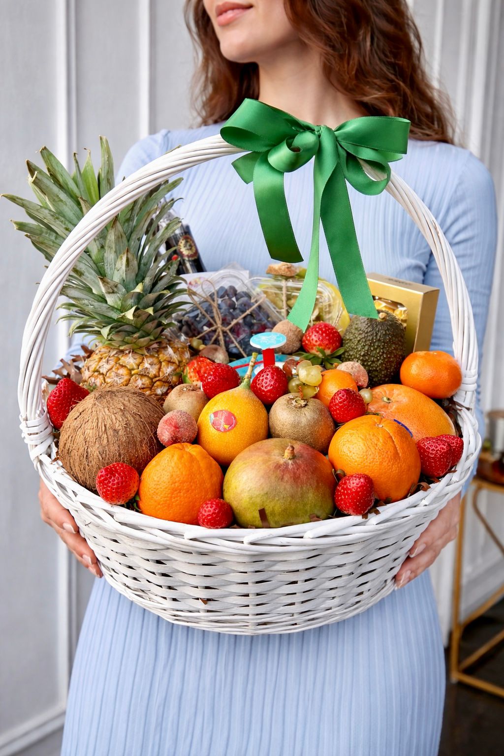 Cadou cu fructe „Nr. 17” — Coșul Abundenței delligiftshop.md