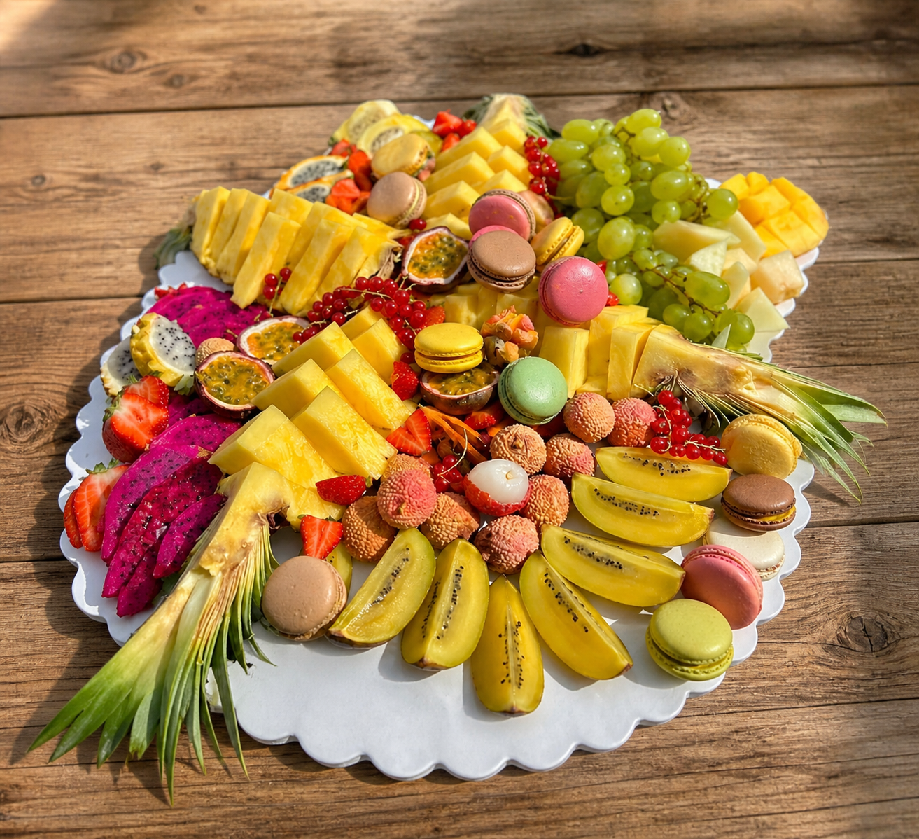 Platou Gourmet Nr. 11 — Deliciu Exotic & Macarons delligiftshop.md
