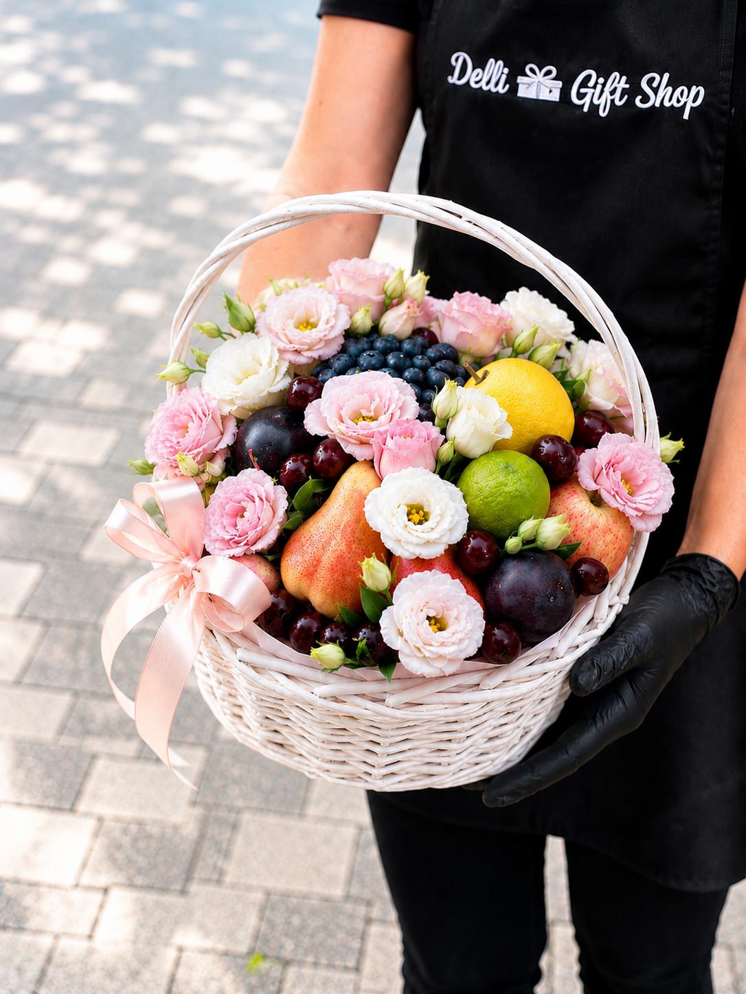 Cadou cu fructe Nr. 46 — Setul „Summer Garden & Flowers” delligiftshop.md