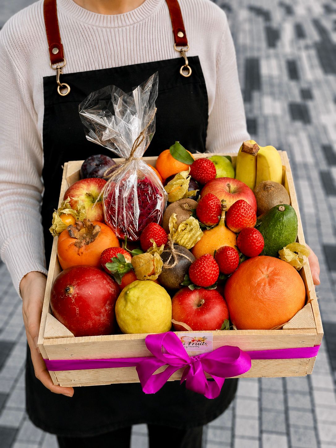 Cadou cu fructe Nr. 52 — Curcubeu Exotic și Vitamine delligiftshop.md