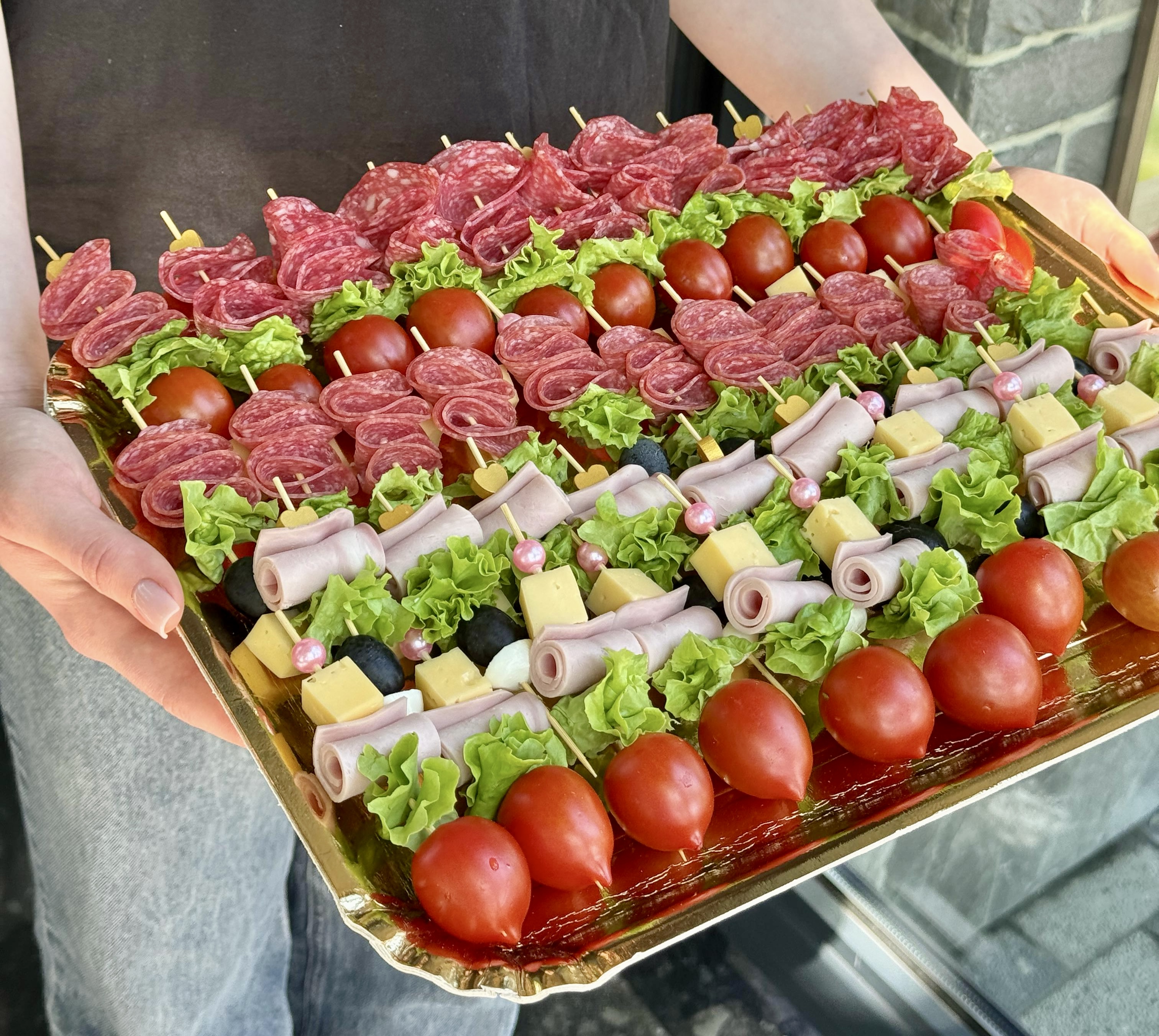 Set Aperitiv Nr. 21 — Canapele Mixte Fine delligiftshop.md