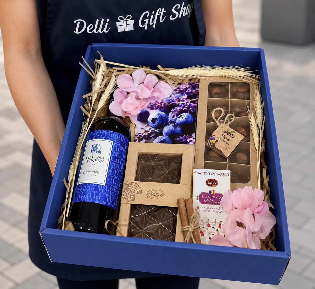 Cadou pentru profesori Nr. 76 — Setul „Tradiții și Rafinament” delligiftshop.md